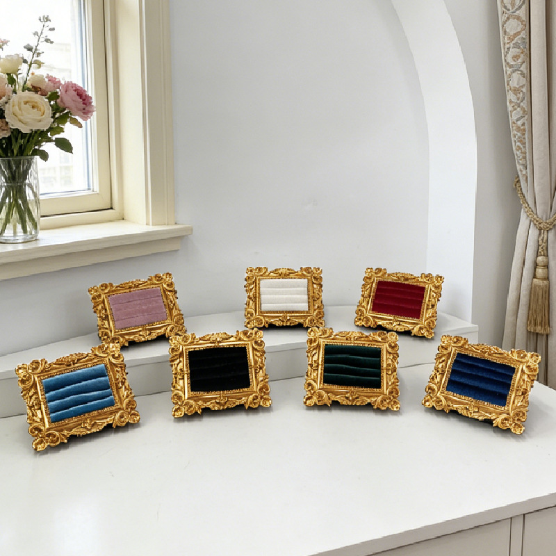 Vintage Picture Frame Ring Dis - Body Jewelry Display recension och pris