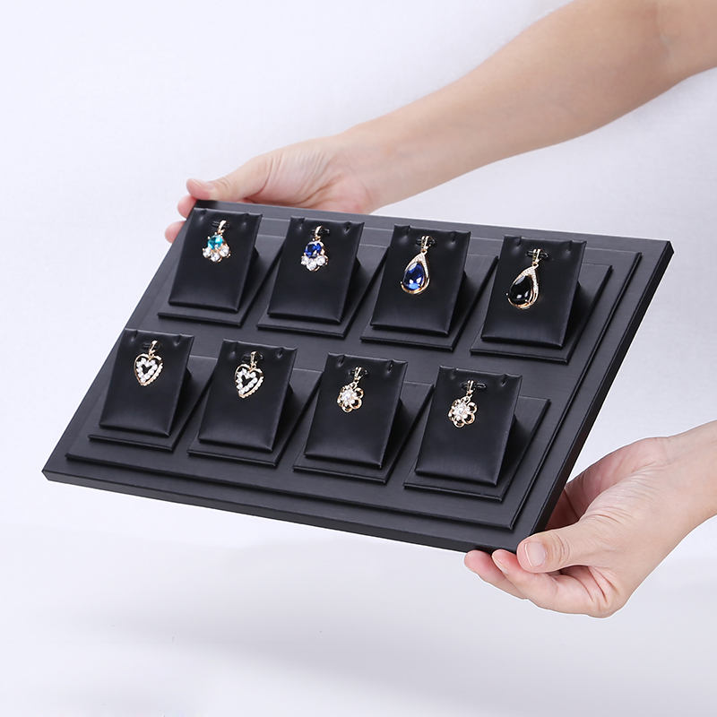 Superior Black PU Leather Ring - Body Jewelry Display recension och pris