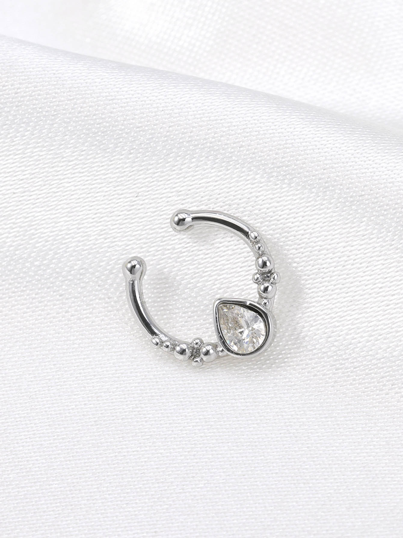 Stainless Steel Horseshoe Wate - Body Jewelry Nose Studs recension och pris